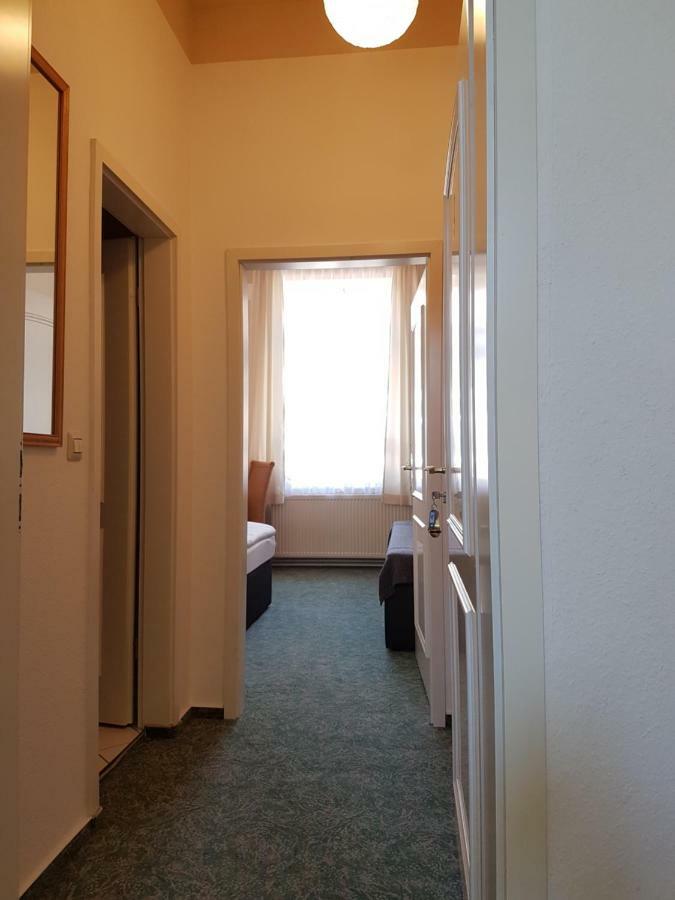 Pension Zum Birnbaum Brandenburg  ภายนอก รูปภาพ
